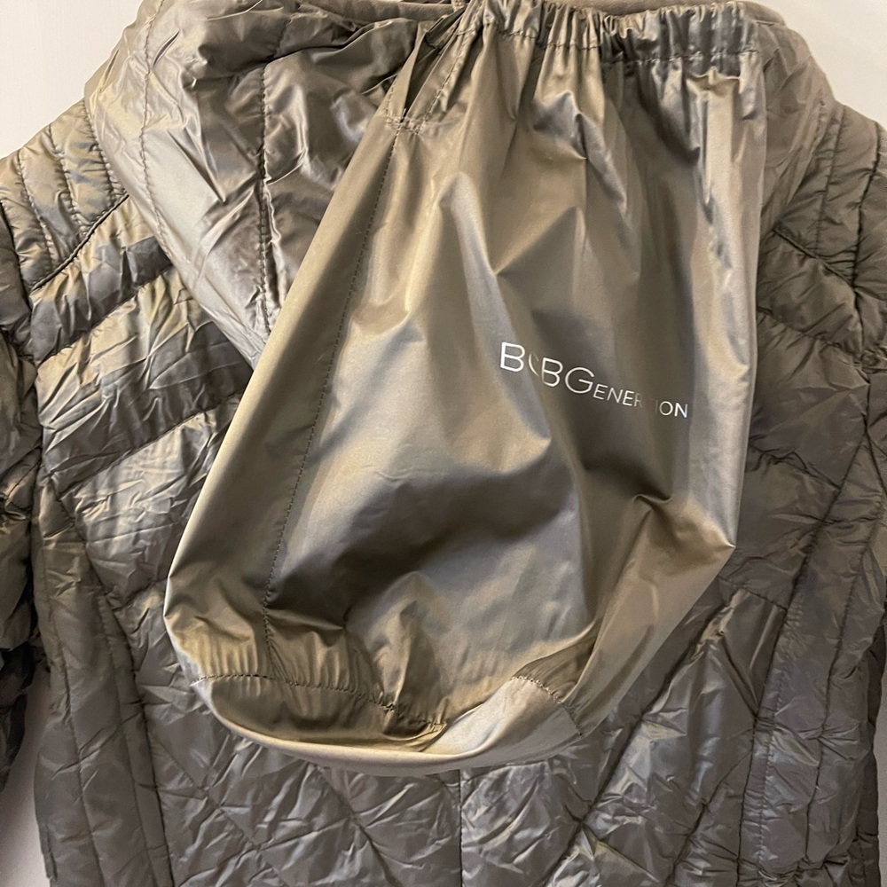 Bcbg Generation Lightweight Packable Down Jacket … - image 4